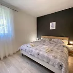 Butkovic By Interhome 아파트